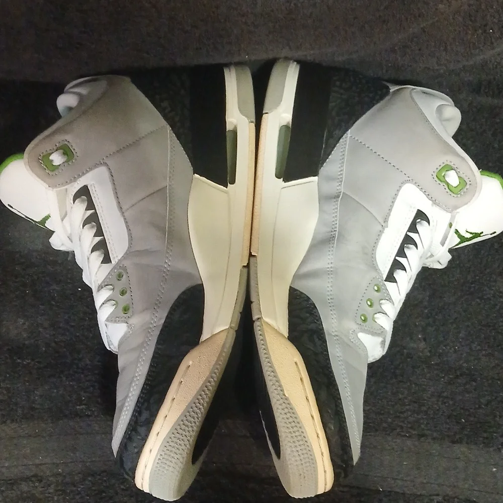 Air Jordan 3 Retro (CHLOROPHYLL) Mens-11.5 ,100% Authentic! - Picture 3 of 12